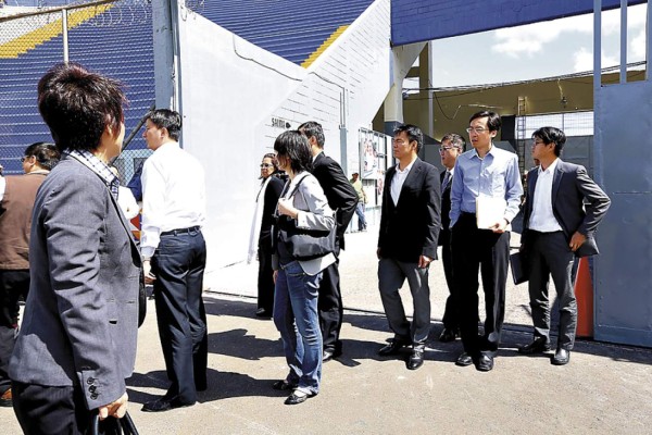 Avanzadas de delegaciones conocen protocolo de ceremonia