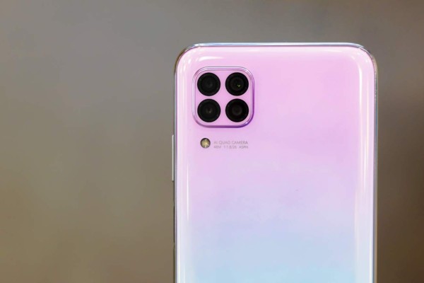 Huawei diversifica la gama media con el P40 Lite y su cámara cuádruple