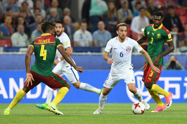Un Alexis Sánchez suplente rescata a Chile y logra 2-0 ante Camerún en Moscú&nbsp;