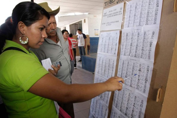 Exguerrilleros favoritos en comicios