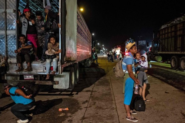 FOTOS: Caravana migrante busca jalones para recorrer más de dos mil kilómetros faltantes