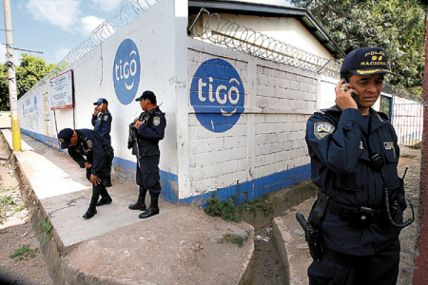 Redoblan seguridad en escuelas