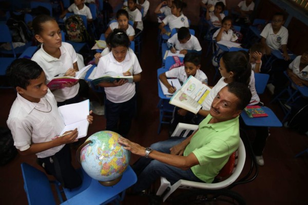 El profe Francisco, ejemplo de esmero y dedicación