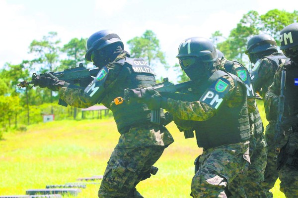 'Mel” Zelaya y sus aliados tienen un interés oculto de eliminar la PM