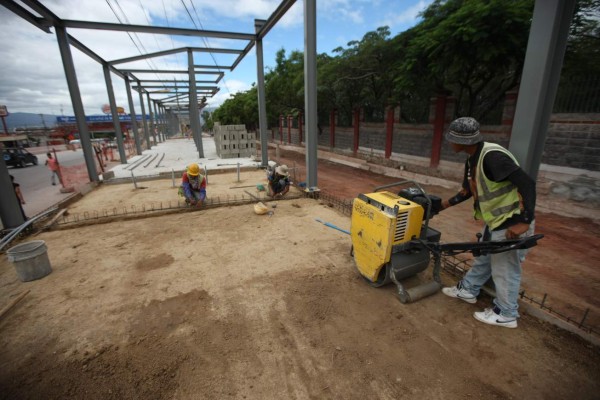 Fin de semana cerrarán carriles del bulevar Suyapa