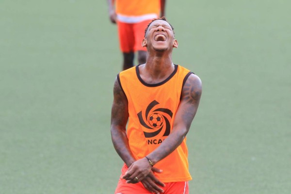 Romell Quioto quiere apostar un corte de pelo o una cena para el clásico