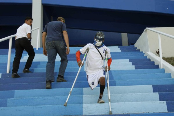 Olman, un ejemplo de garra catracha