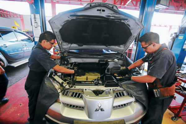 ¿Su vehículo funciona mecánicamente bien?