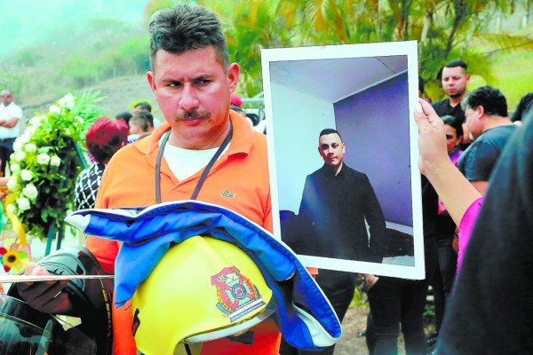 Mario estaba cerca de obtener su título universitario