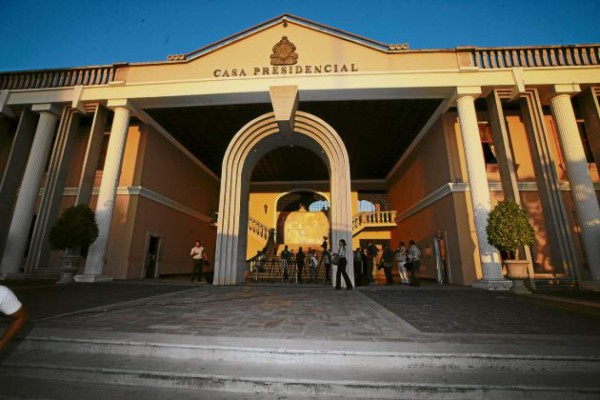 Imponentes inmuebles que cobijan a gobernantes