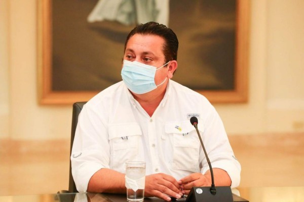 Donación de El Salvador: así lograron siete alcaldes hondureños conseguir 34,000 dosis anticovid