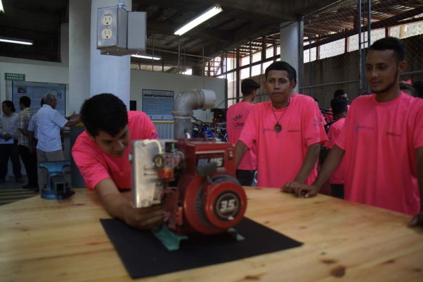 Comayagua es un modelo de formación no formal