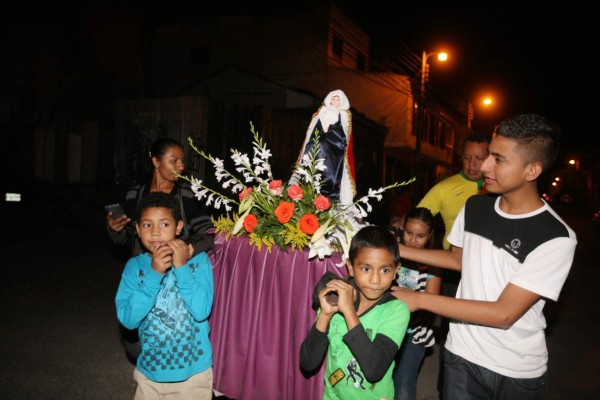 La vía dolorosa de Jesús tiene rostro infantil
