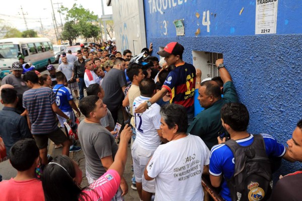 Locura para adquirir boletos de la final