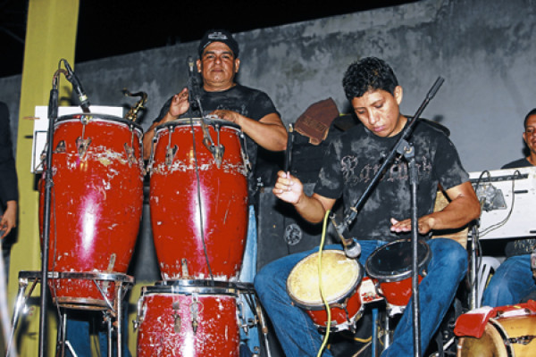 Tribu lenca, el turbo musical de Honduras