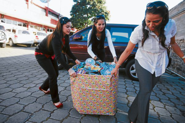 Excel Automotriz se suma a Soli-Diario