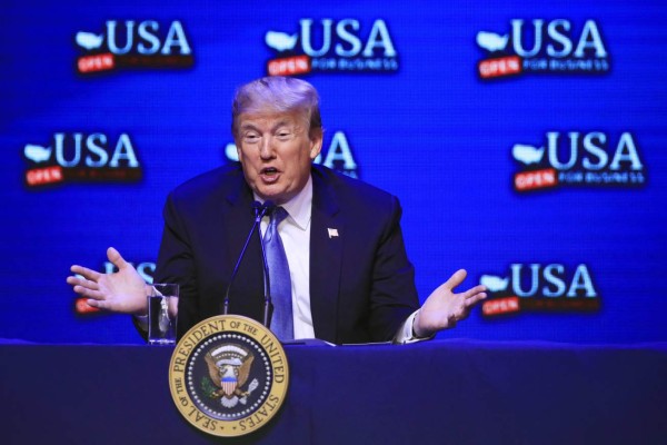 Donald Trump nuevamente arremete contra los inmigrantes al compararlos con 'invasores”