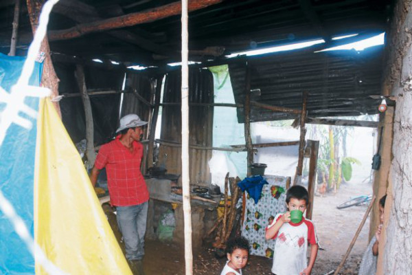 Fuertes vientos acechan comunidades de El Paraíso