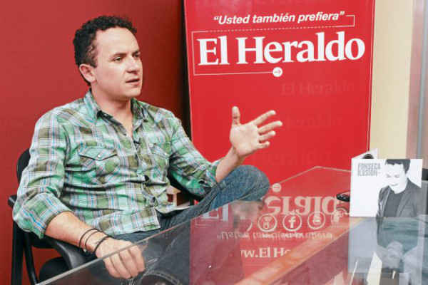 'Le canto al amor y a la gratitud”