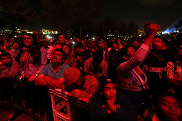 Un festejo lleno de luz y talento para honrar a Suyapita