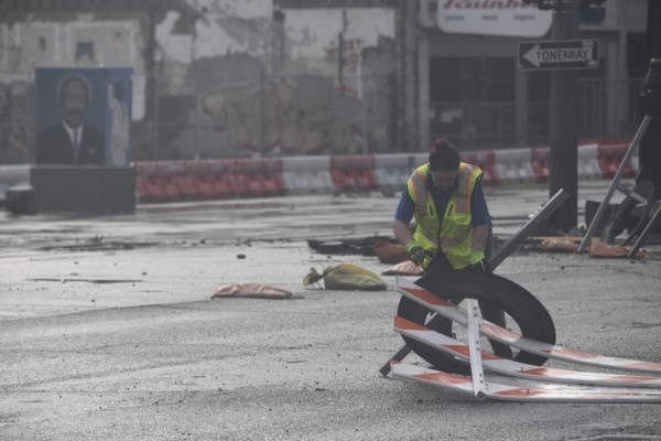 Árboles caídos, techos destruidos, más de un millón sin electricidad: Luisiana evalúa los destrozos de Ida