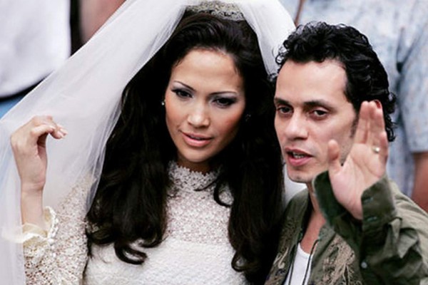 Los glamorosos vestidos de novia que ha usado Jennifer López (FOTOS)