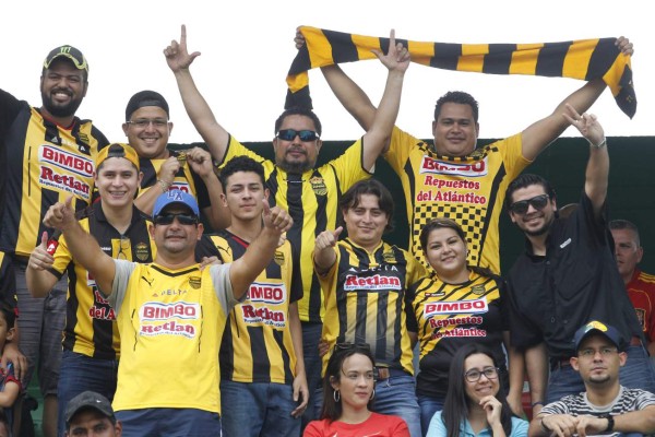 Real España invita a capitalinos a adquirir sus camisetas