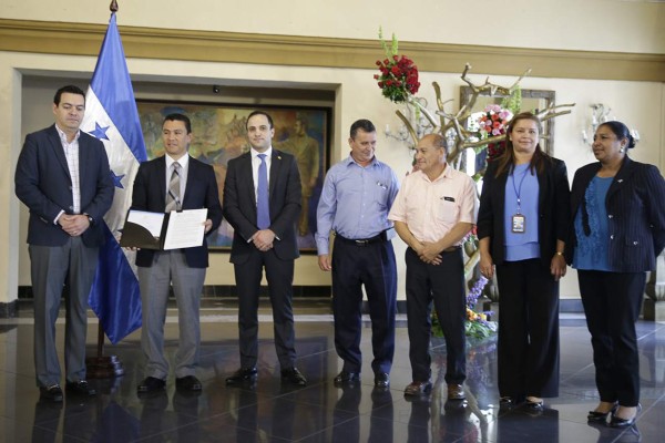 Esta es la tabla del aumento al salario mínimo en Honduras en 2017