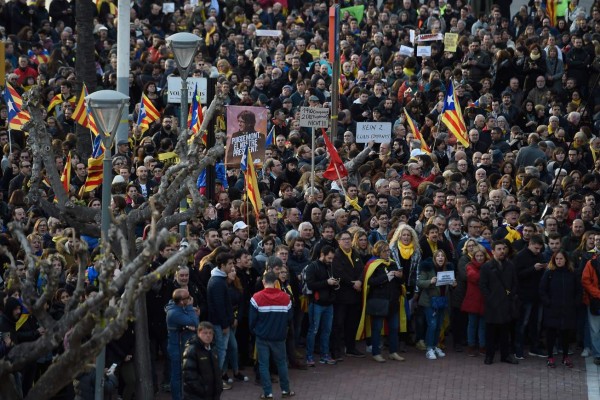 FOTOS: Protestas en Cataluña tras el arresto del expresidente Carles Puigdemont en Alemania