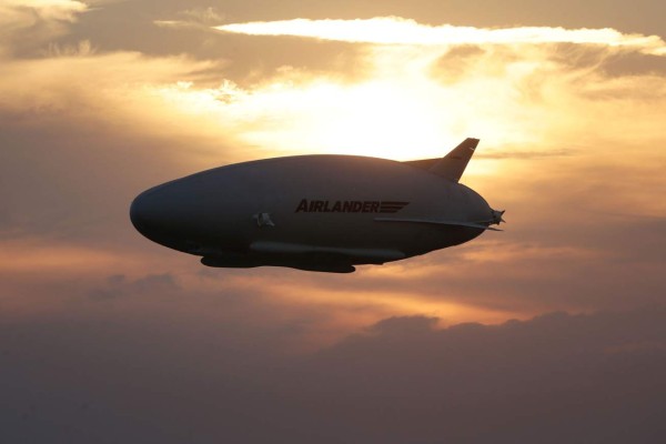 Enorme dirigible Airlander 10 despega por primera vez&nbsp;&nbsp;