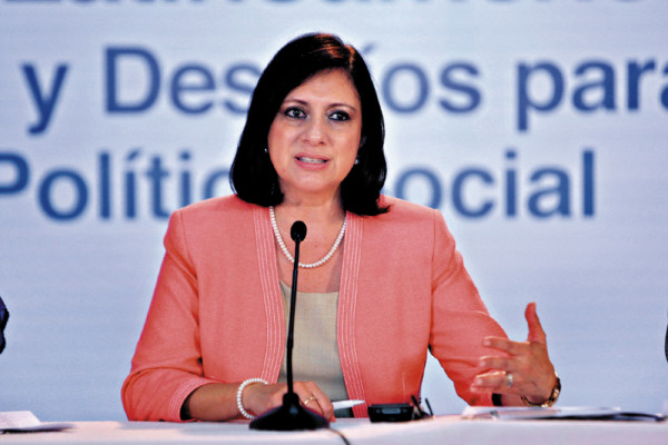 Designada niega que se adjudicó contrato a Chevron