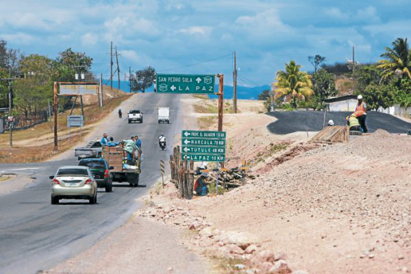 Honduras aún en ascuas por Cuenta del Milenio
