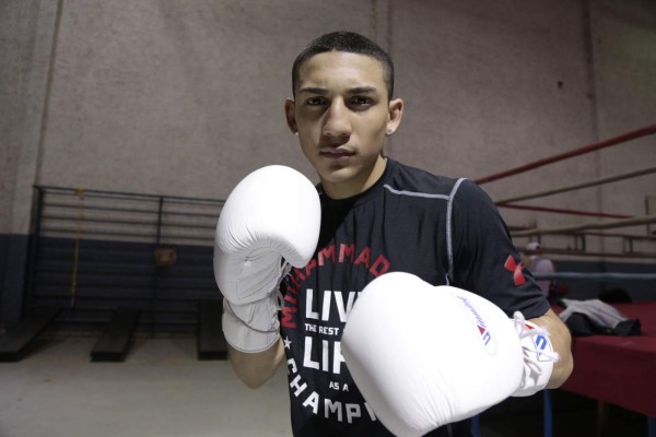 ESPN destaca fichaje del hondureño Teófimo López por empresa promotora de Many Pacquiao