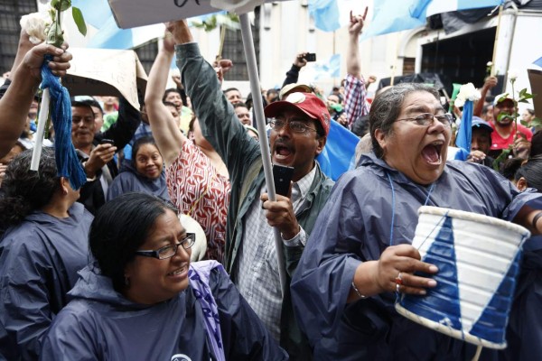 Otto Pérez pierde inmunidad y lo investigarán por corrupción&nbsp;&nbsp;