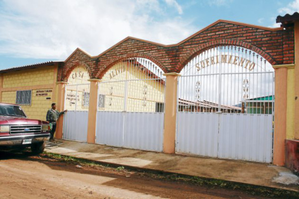 Padre Castriotti dice adiós a El Paraíso