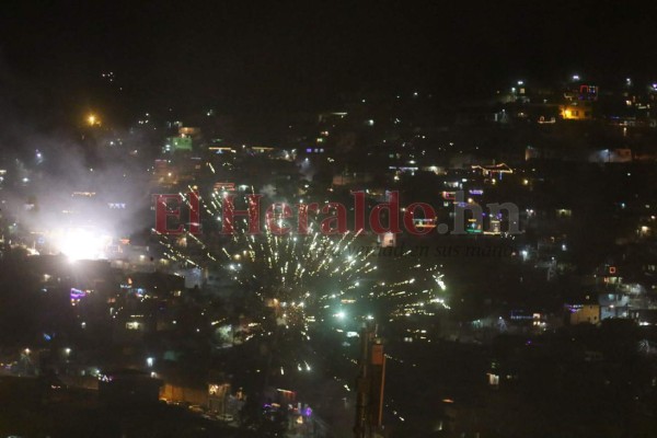 FOTOS: Así retumbó la capital de Honduras para recibir el 2020