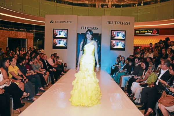 Todo listo para el Mía Debutante Runway 2012