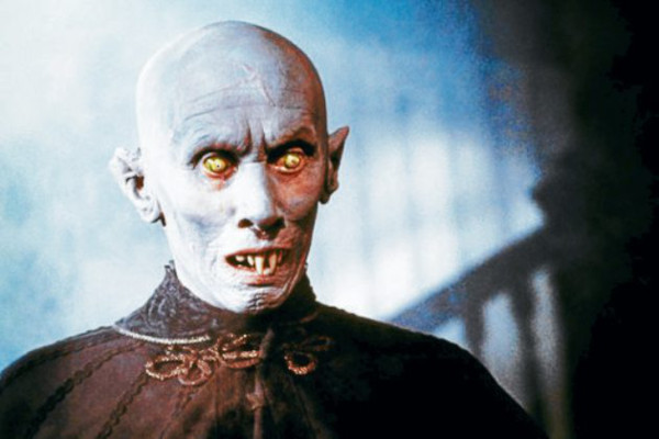 Vampiros, un toque místico y de terror en la pantalla