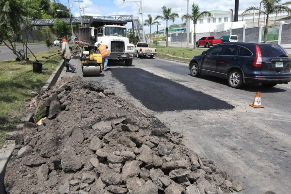 Colocarán concreto hidráulico en el bulevar Fuerzas Armadas