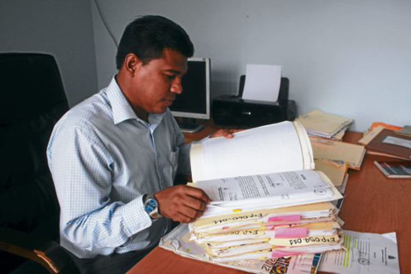 Honduras: 10 millones adeudan exfuncionarios sureños