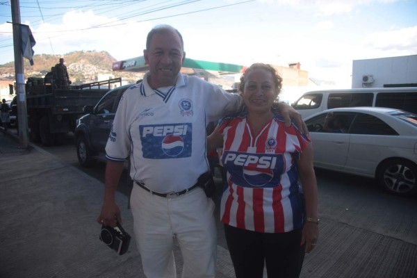 Locura total por el león en el Nacional