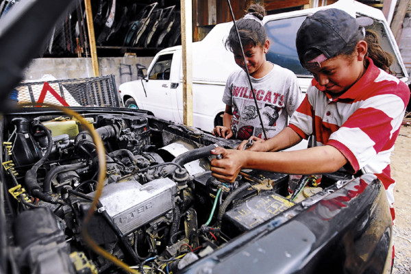 A sus 12 años ya son las reinas del motor