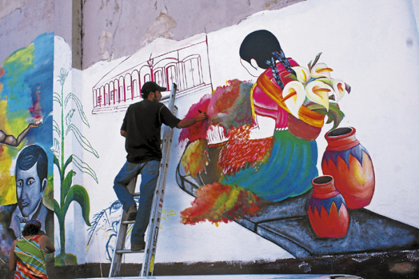 Amplios murales resaltan el civismo, la religión y costumbres de Choluteca