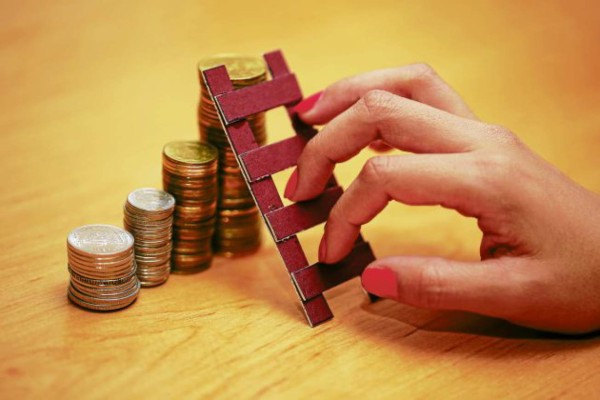 Matricúlese en el Diplomado en finanzas