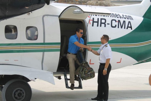 Aterriza primer vuelo comercial en aeródromo de Gracias, Lempira