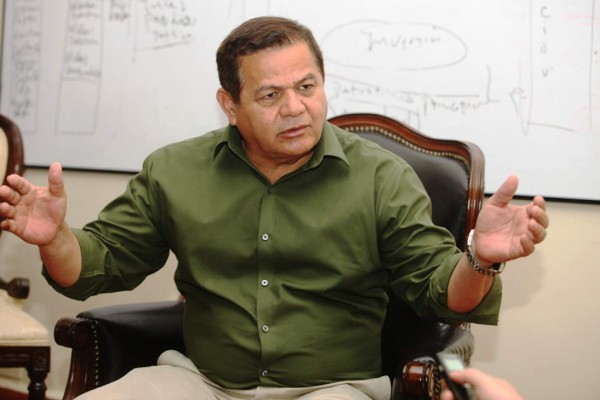 Romeo Vásquez: 'Patrañas del gobierno' son rumores de golpe de Estado