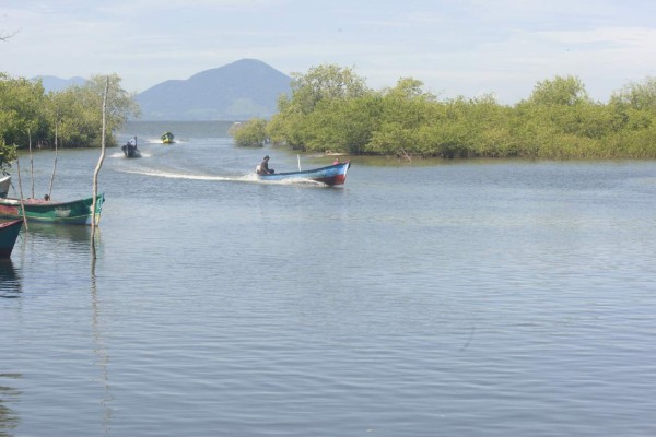 Honduras: Playa, historia y rica comida esperan a los turistas en el sur