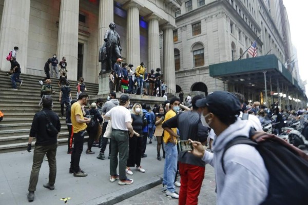 Protestas por muerte de detenido en manos de policía se expanden a otras ciudades