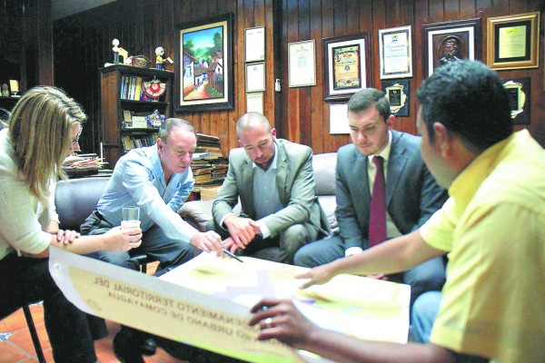 Honduras: Socializan el área comercial del aeropuerto de Palmerola