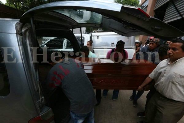 Estrangulado encuentran en la carretera a Olancho a joven que había sido raptado en la capital de Honduras
